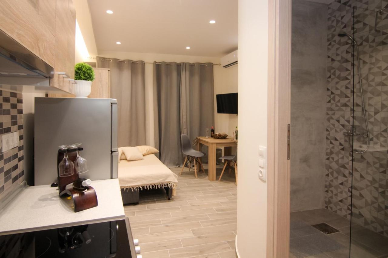 Contemporary Studios Old Port By Corfuescapes Corfu  Extérieur photo